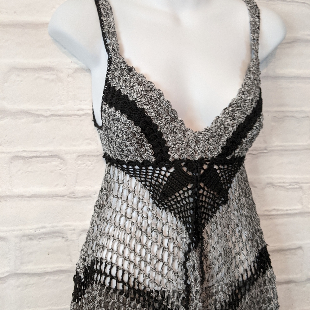Crochet Top - Picture 4 of 7